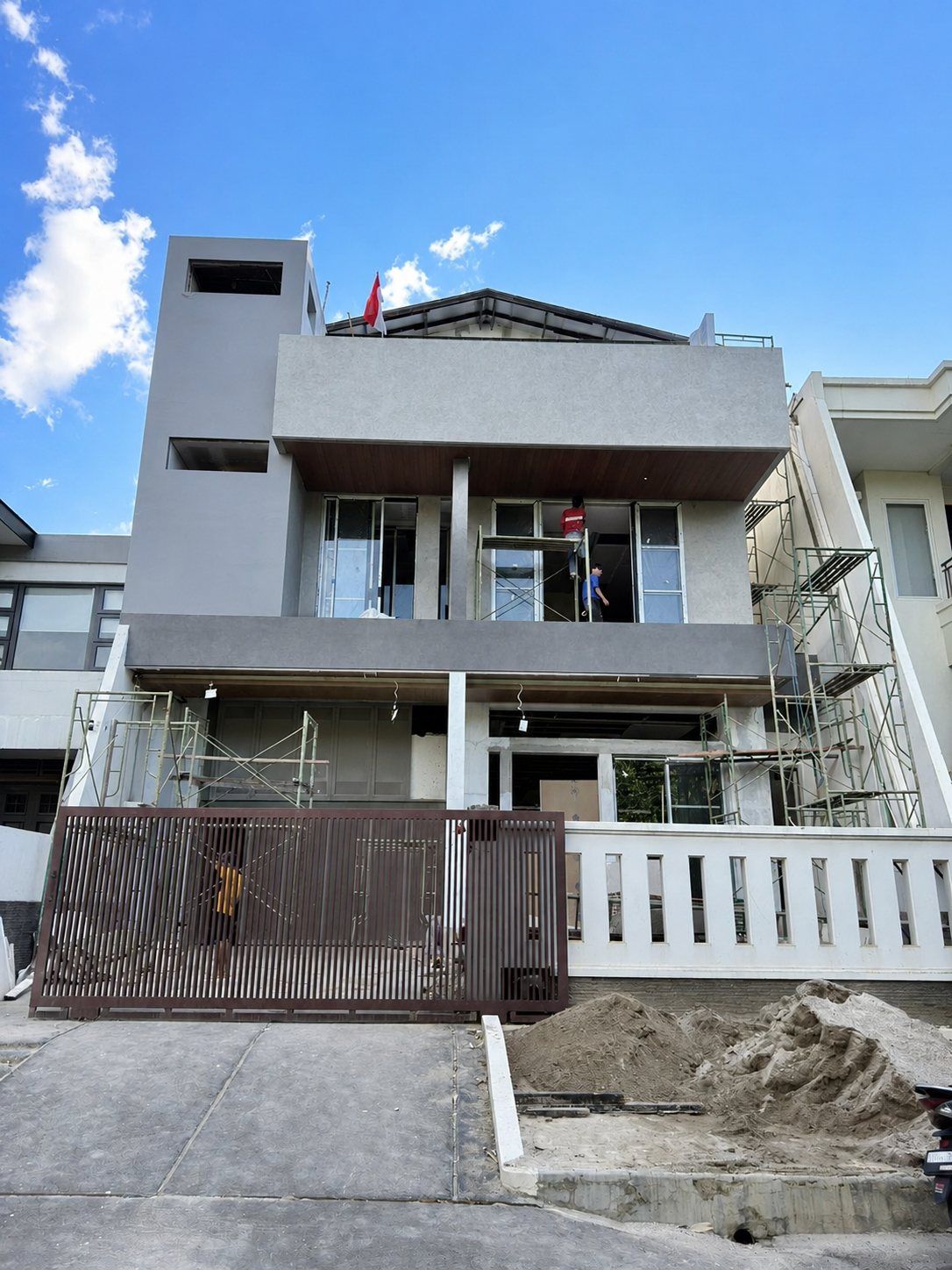 RENOVASI RUMAH